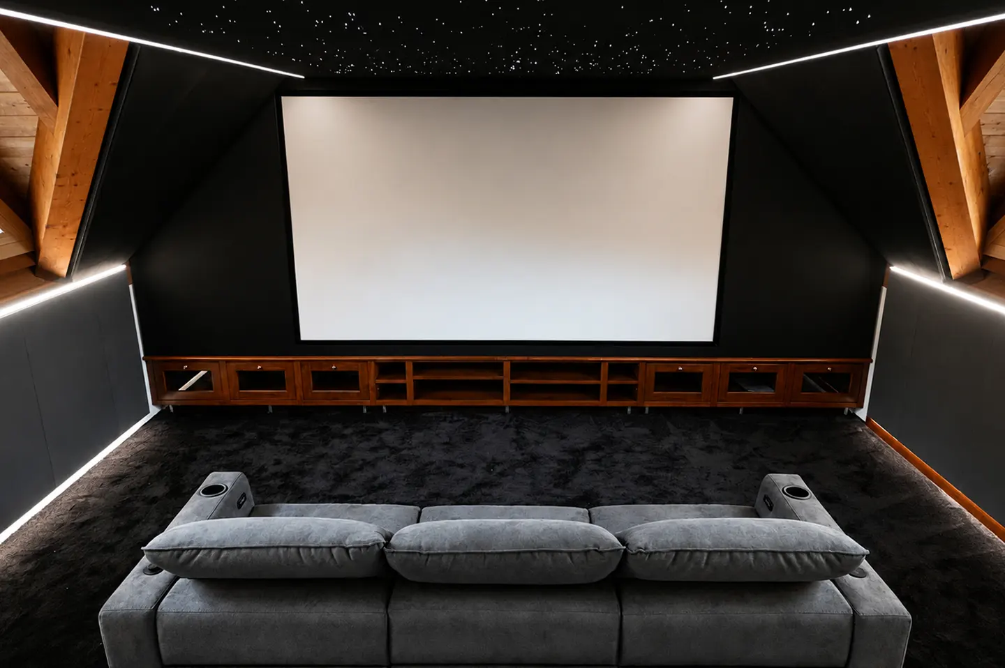 Ultraexperience – Home Teather Africa 08
